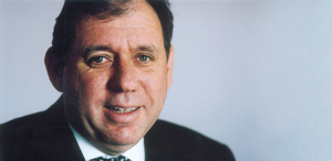 Investec CEO signals recruitment drive for UK wealth arm
