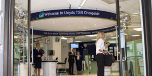 Lloyds defends HBOS takeover as shareholders launch £14bn claim
