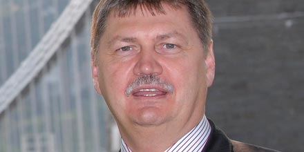 Ex-Lighthouse boss Rosengren supports rebel shareholders
