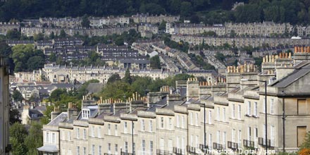UK house prices rise, but market remains on a 'knife edge'