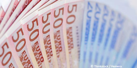 Banks gorge on cheap loans in second LTRO