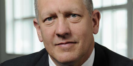 Activist investor tries to close clean-energy fund