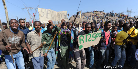 Lonmin backs down, agrees to work alongside unions