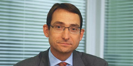 Invesco Perpetual takes liquidity to 17% on bond fears says Read