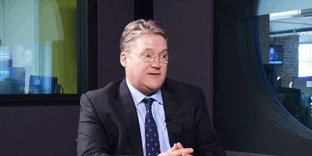 Primadona shorts AB Foods, goes long Rio Tinto