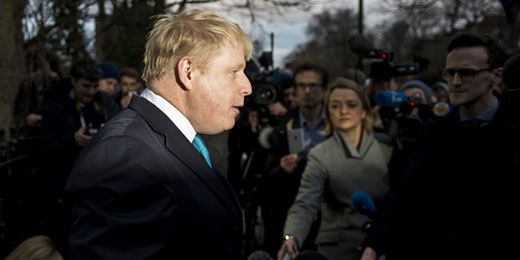 Pound tumbles as Boris Johnson backs Brexit