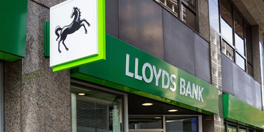 Lloyds fraudsters jailed for scamming rich clients