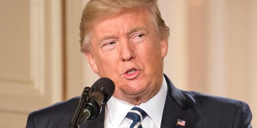 FTSE falls as Trump 'witch hunt' gathers strength